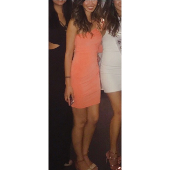 Dress - Picture 6 of 7